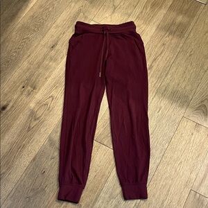 LULULEMON ready to rulu jogger, size 2